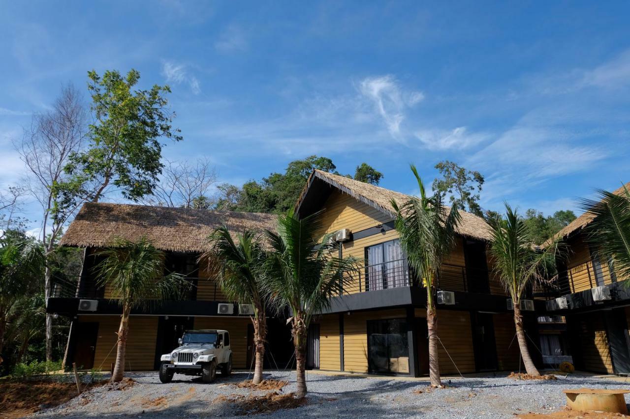 A Rock Resort Langkawi - Coral Reefs Kuah Extérieur photo