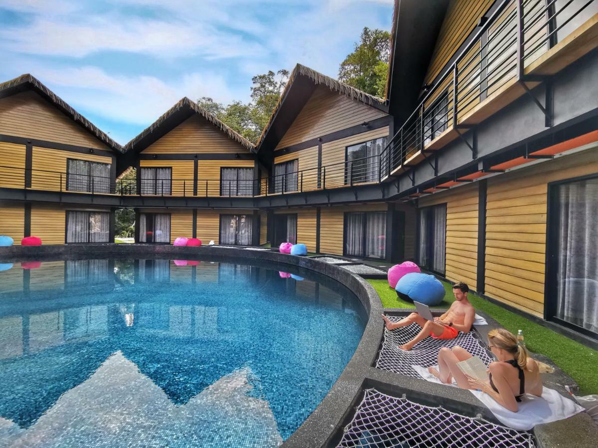 A Rock Resort Langkawi - Coral Reefs Kuah Extérieur photo