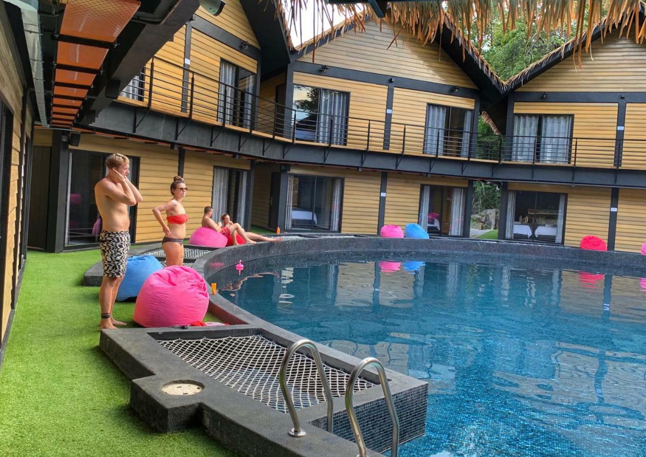 A Rock Resort Langkawi - Coral Reefs Kuah Extérieur photo
