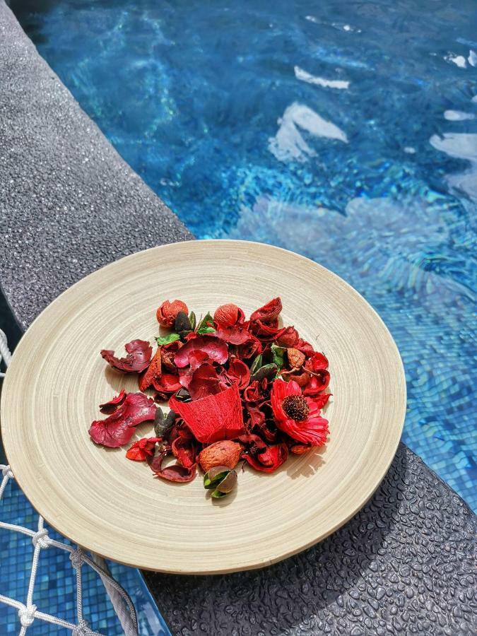 A Rock Resort Langkawi - Coral Reefs Kuah Extérieur photo