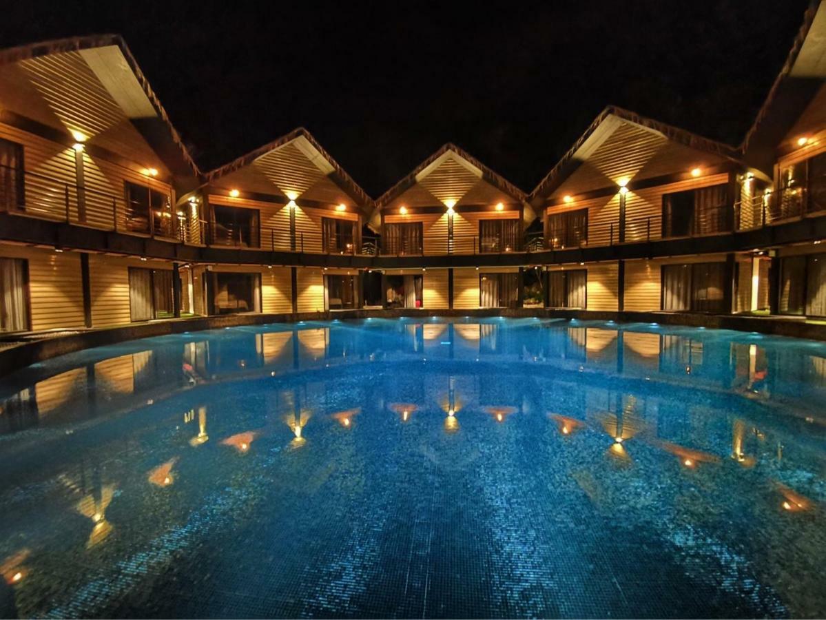 A Rock Resort Langkawi - Coral Reefs Kuah Extérieur photo